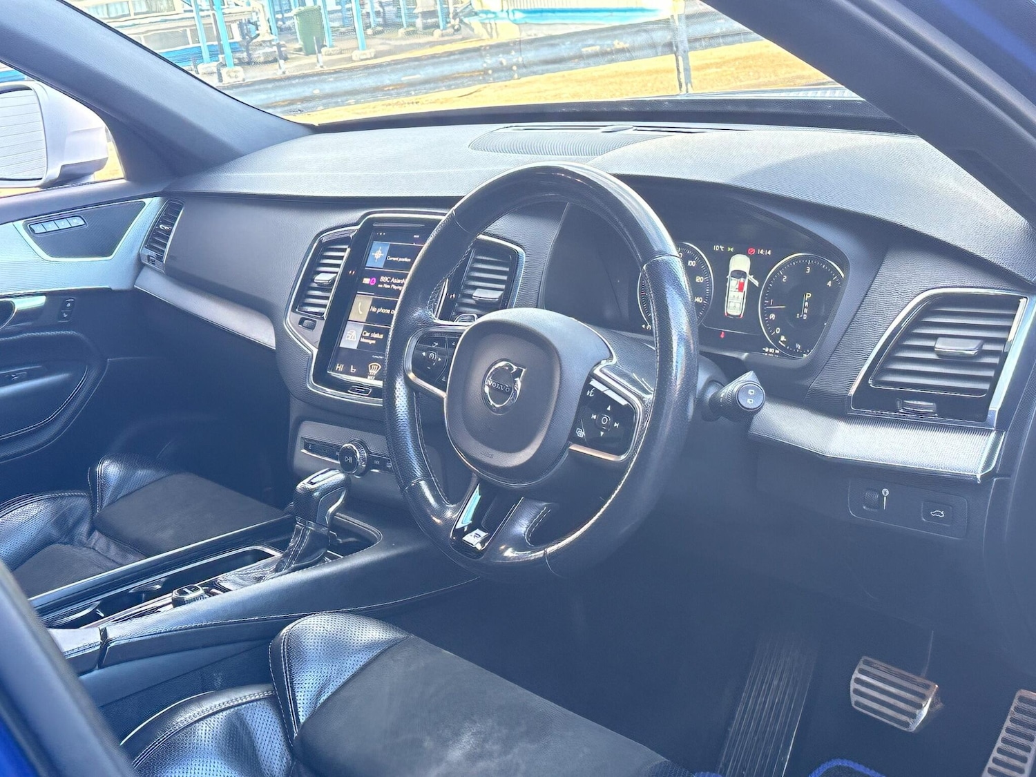 Used Volvo XC90 2015 for sale - 76752634: Photo 2