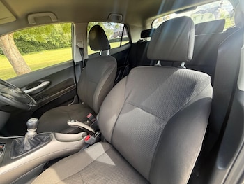 Used Toyota Auris 2009 for sale - 78902152: Photo
