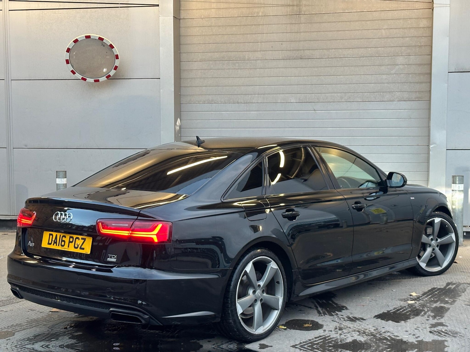 Used Audi A6 Saloon 2016 for sale - 76370788: Photo 4