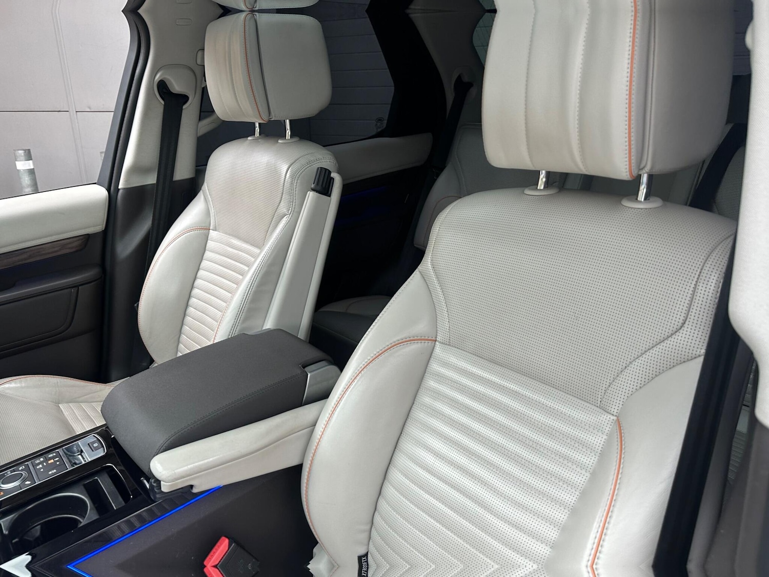 Used Land Rover Discovery 2018 for sale - 76071723: Photo 20