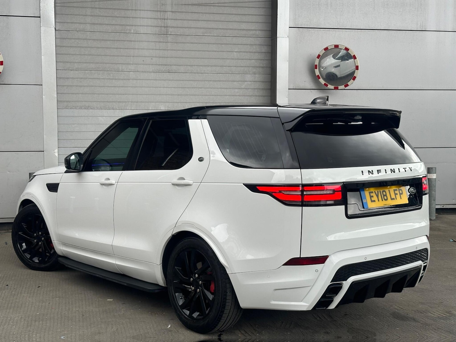 Used Land Rover Discovery 2018 for sale - 76071723: Photo 3