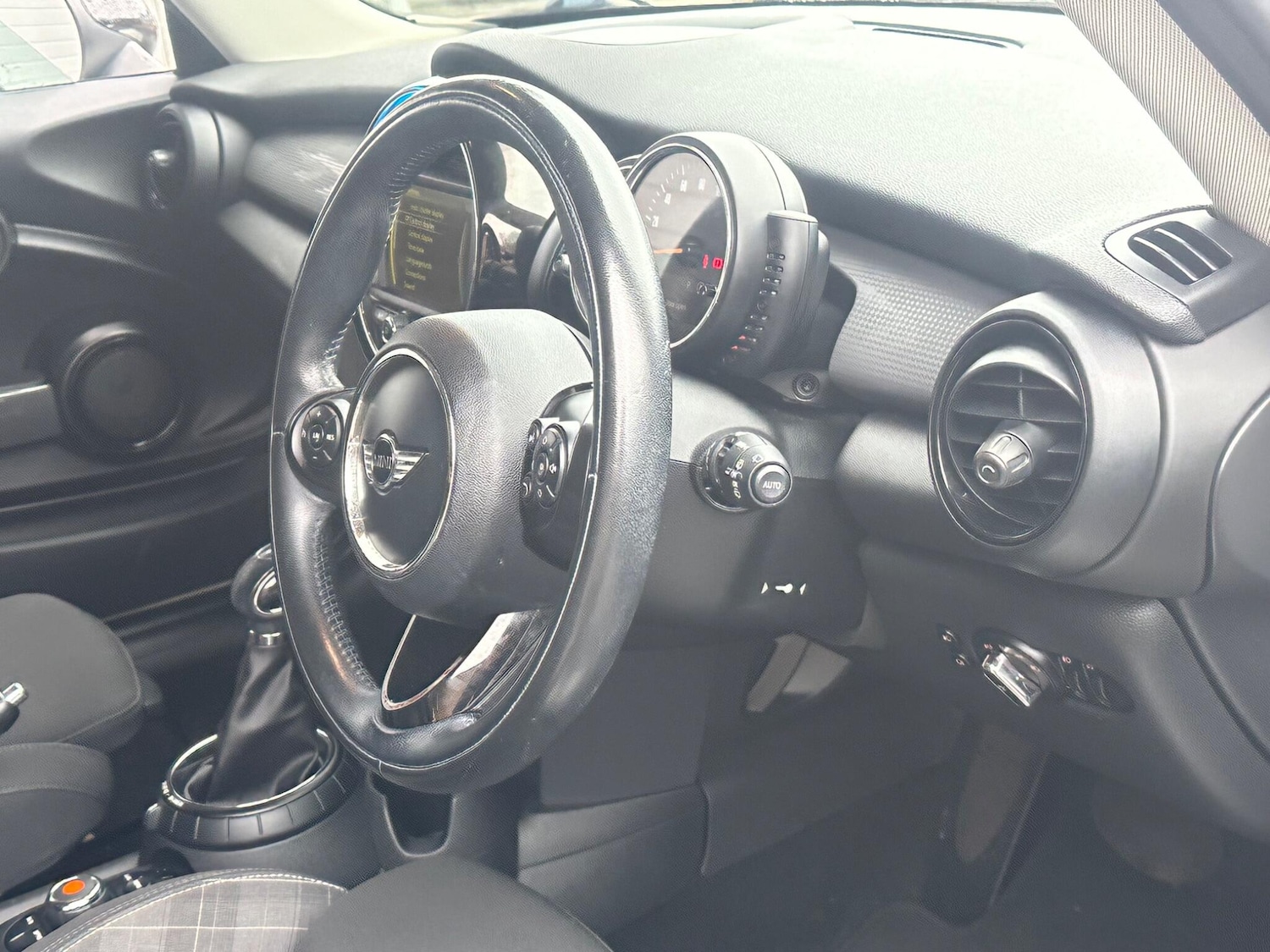 Used MINI Hatch 2015 for sale - 76926955: Photo 22