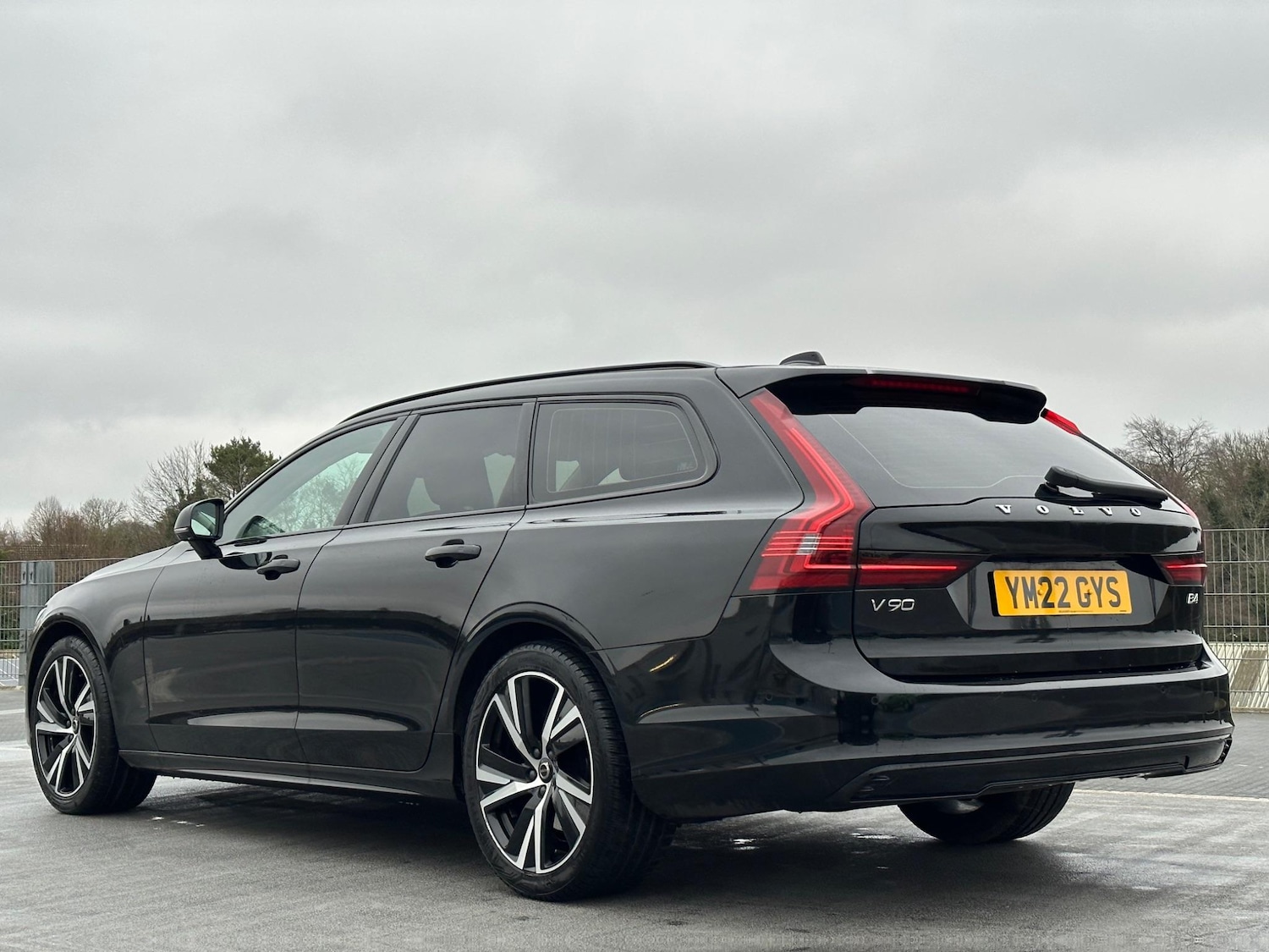 Used Volvo V90 2022 for sale - 76399197: Photo 2
