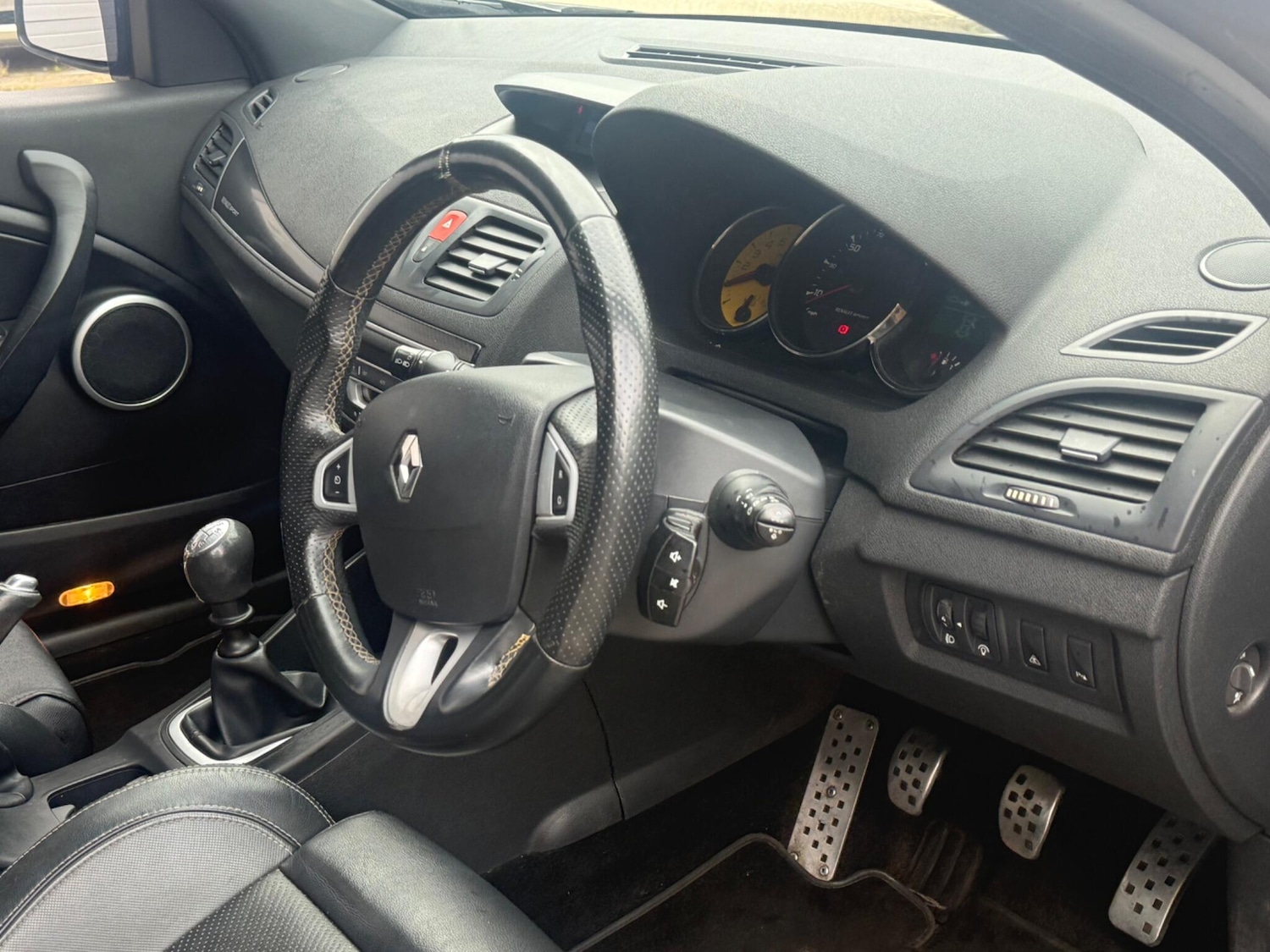 Used Renault Megane 2010 for sale - 78086983: Photo 10