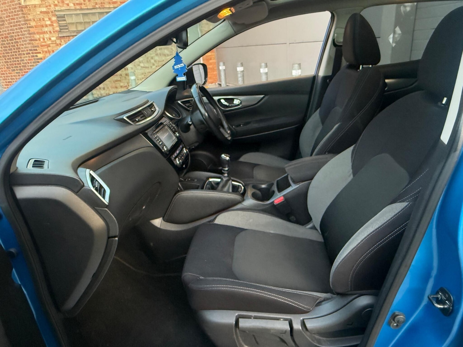 Used Nissan Qashqai 2017 for sale - 77892585: Photo 17