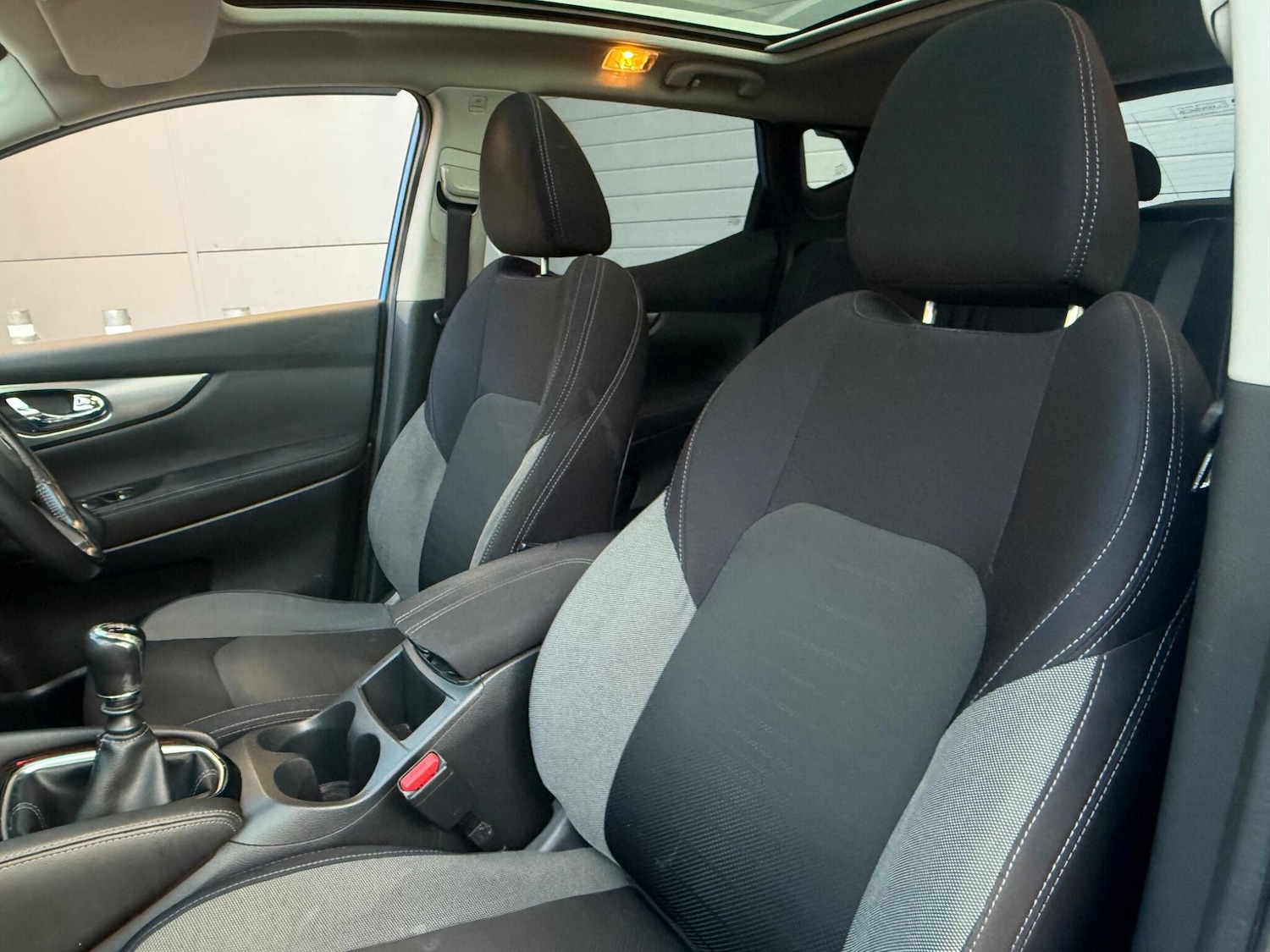 Used Nissan Qashqai 2017 for sale - 77892585: Photo 29