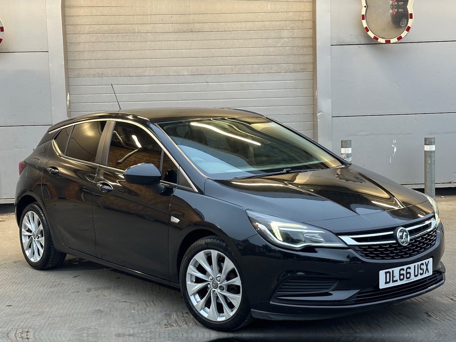 Used Vauxhall Astra for sale - 76997450: Photo 25