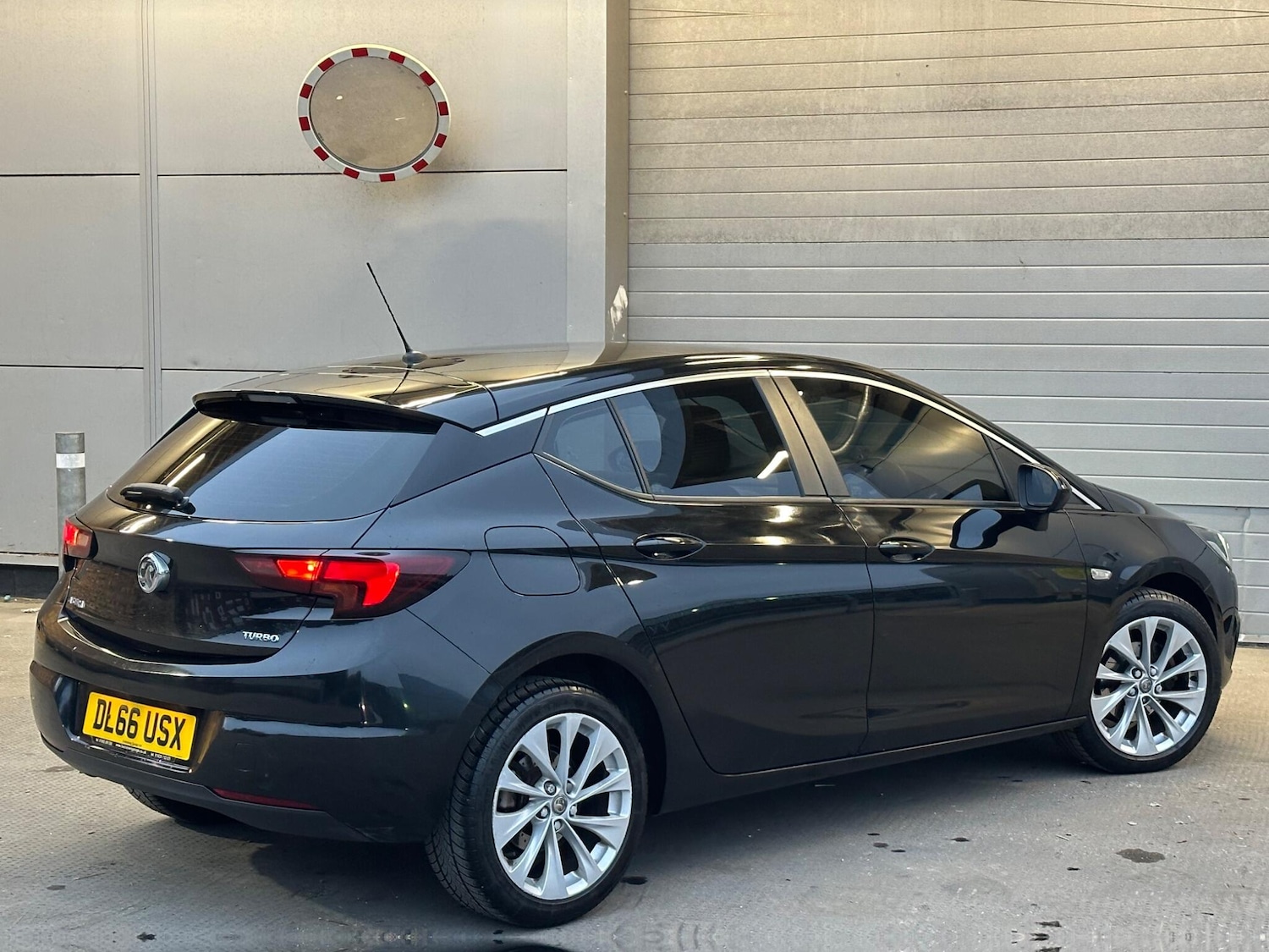 Used Vauxhall Astra for sale - 76997450: Photo 26