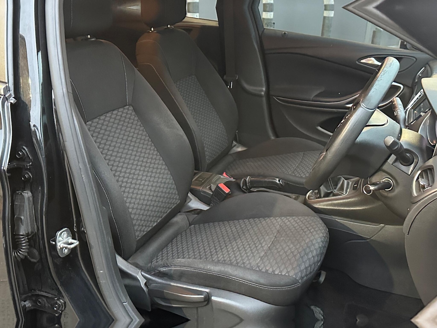 Used Vauxhall Astra for sale - 76997450: Photo 27