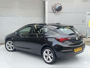 Used Vauxhall Astra 2017 for sale - 77509845: Photo