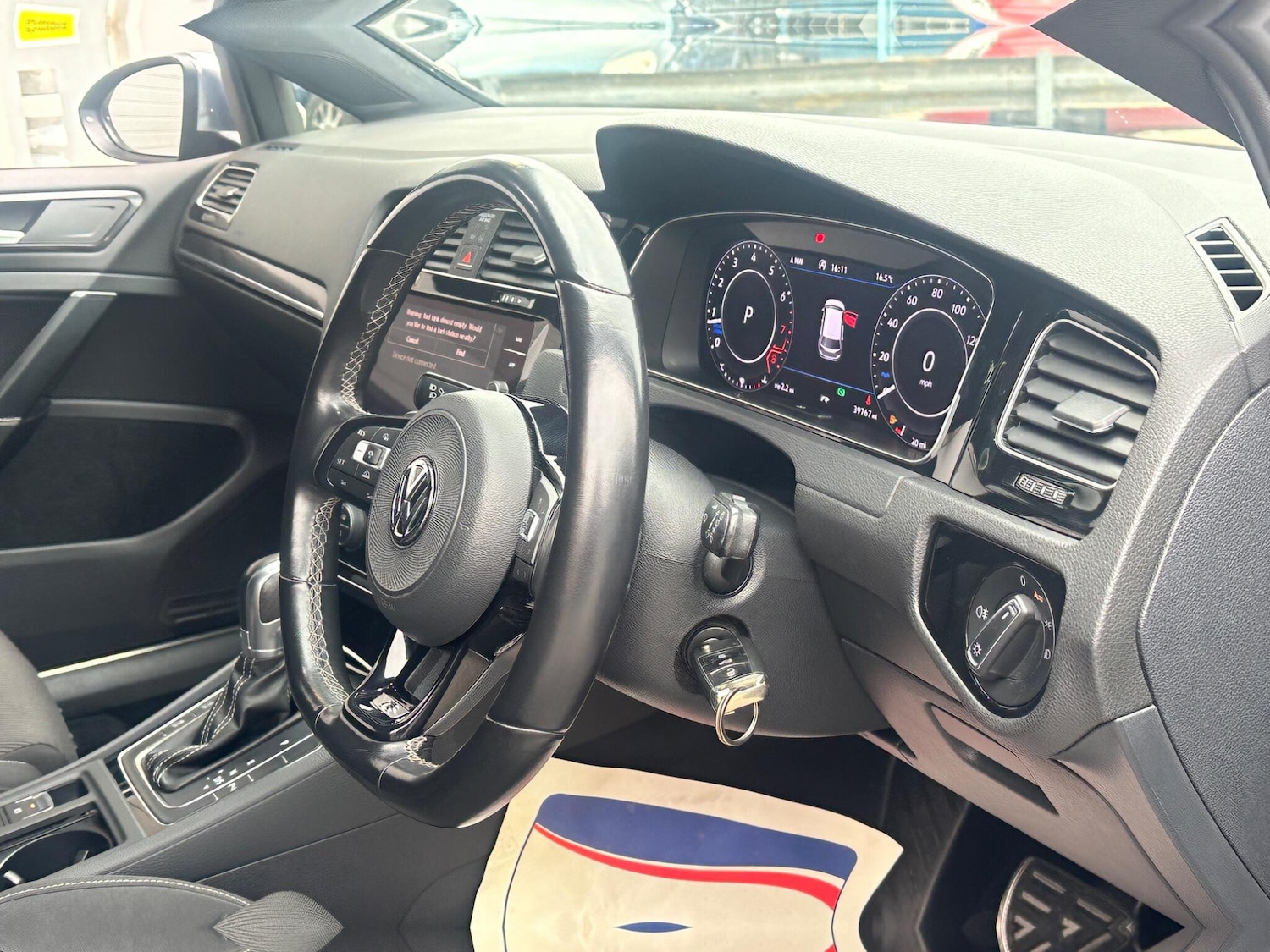 Used Volkswagen Golf 2018 for sale - 76214805: Photo 30