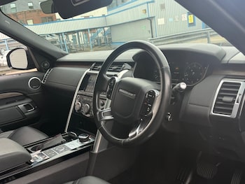 Used Land Rover Discovery 2019 for sale - 78663646: Photo