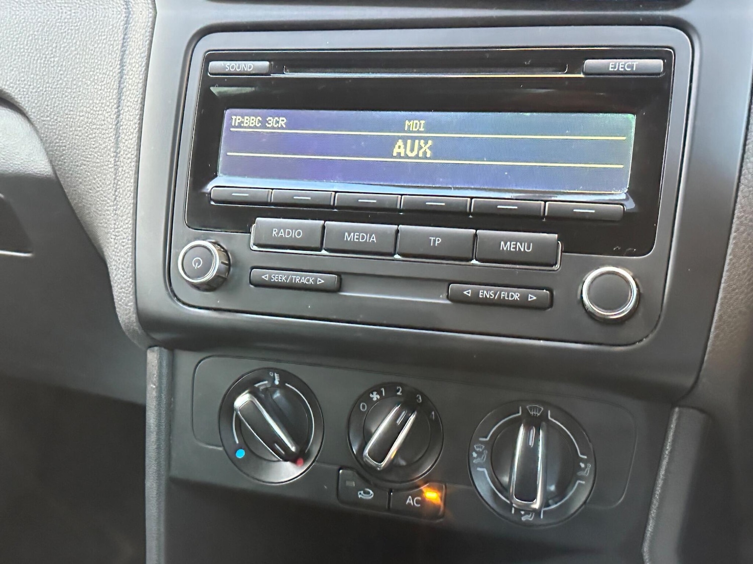 Used Volkswagen Polo 2013 for sale - 76926114: Photo 14