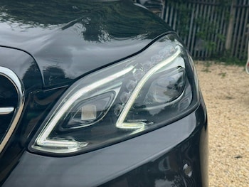 Used Mercedes-Benz E-Class 2015 for sale - 76012615: Photo