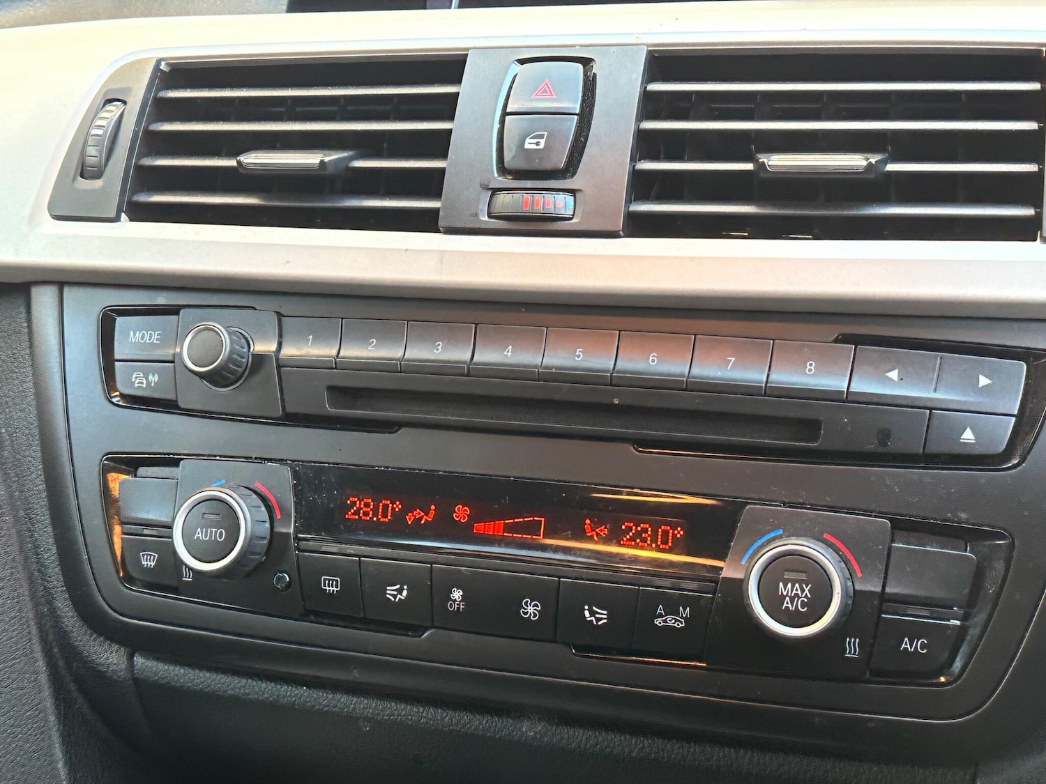 Used BMW 3 Series 2013 for sale - 76912848: Photo 10