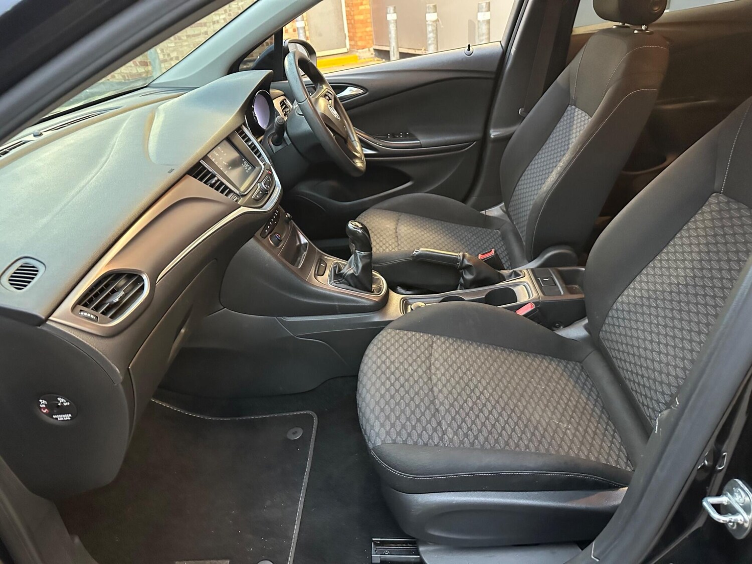 Used Vauxhall Astra 2016 for sale - 76282664: Photo 14