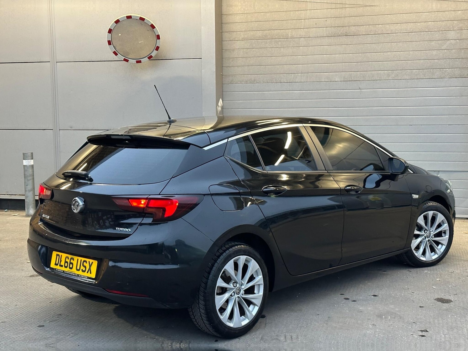 Used Vauxhall Astra 2016 for sale - 76282664: Photo 24