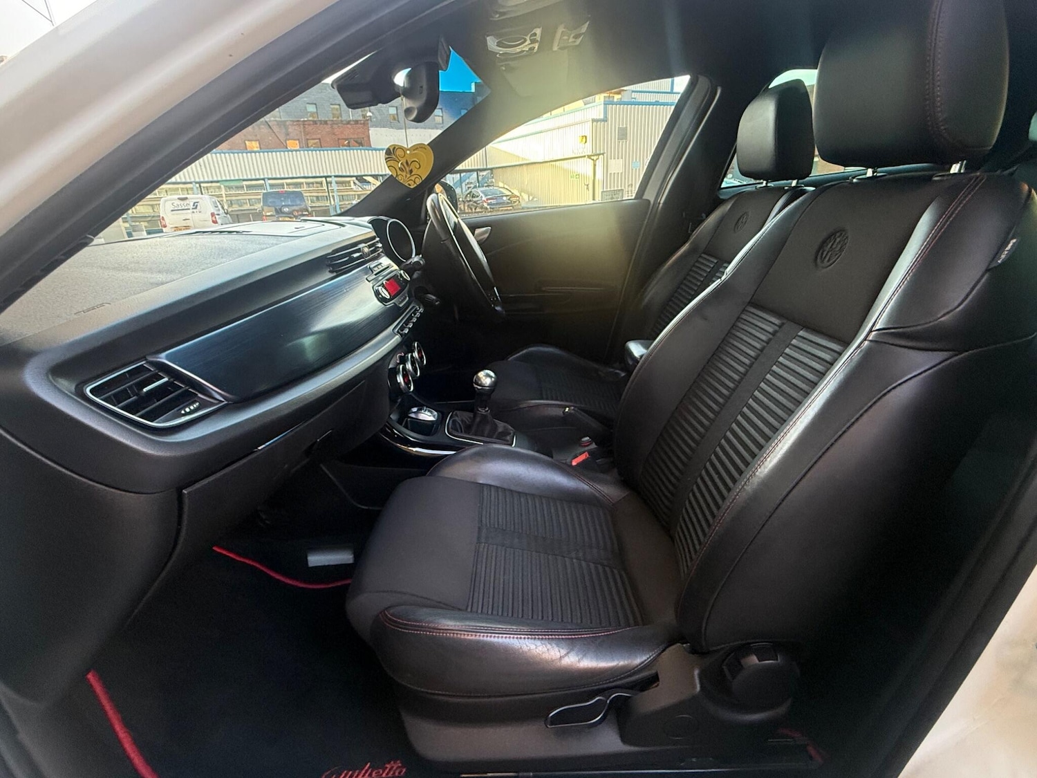 Used Alfa Romeo Giulietta 2012 for sale - 77442187: Photo 5