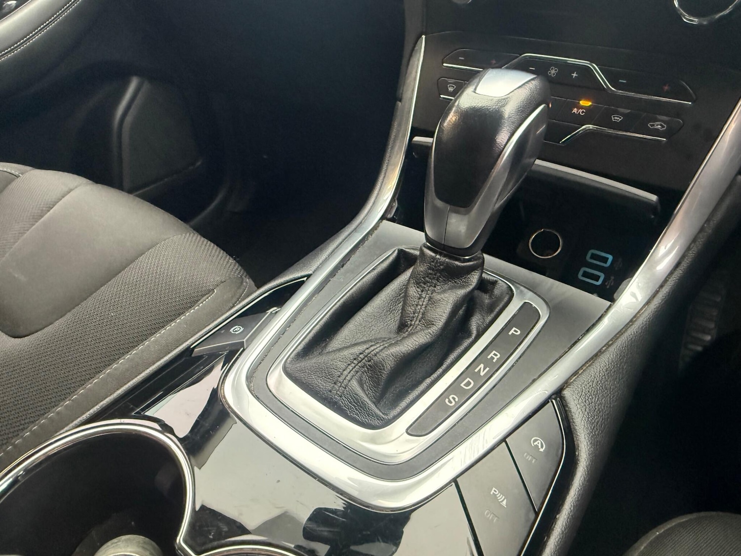 Used Ford S-Max 2016 for sale - 78062913: Photo 14