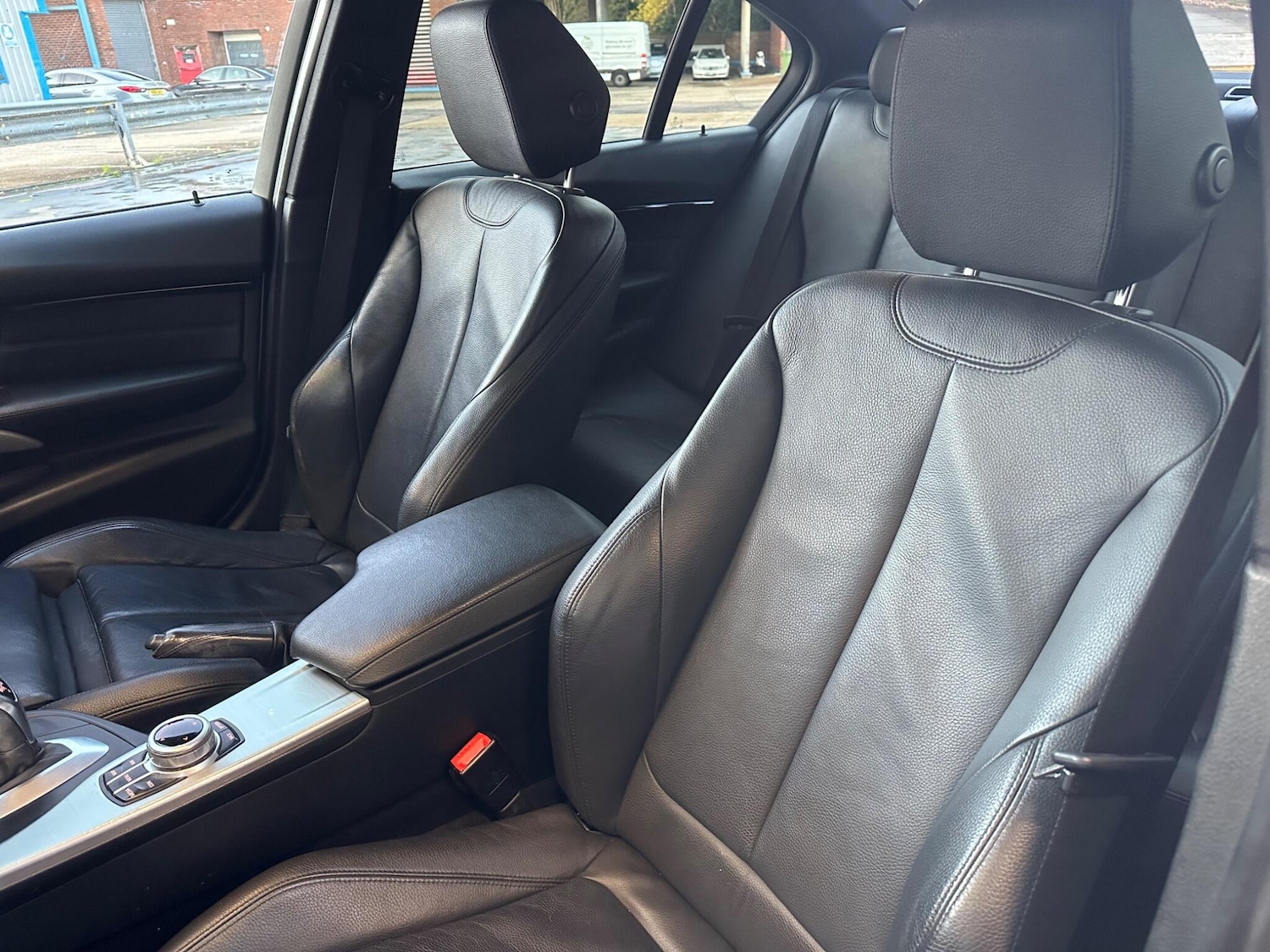 Used BMW 3 Series 2017 for sale - 76913003: Photo 9