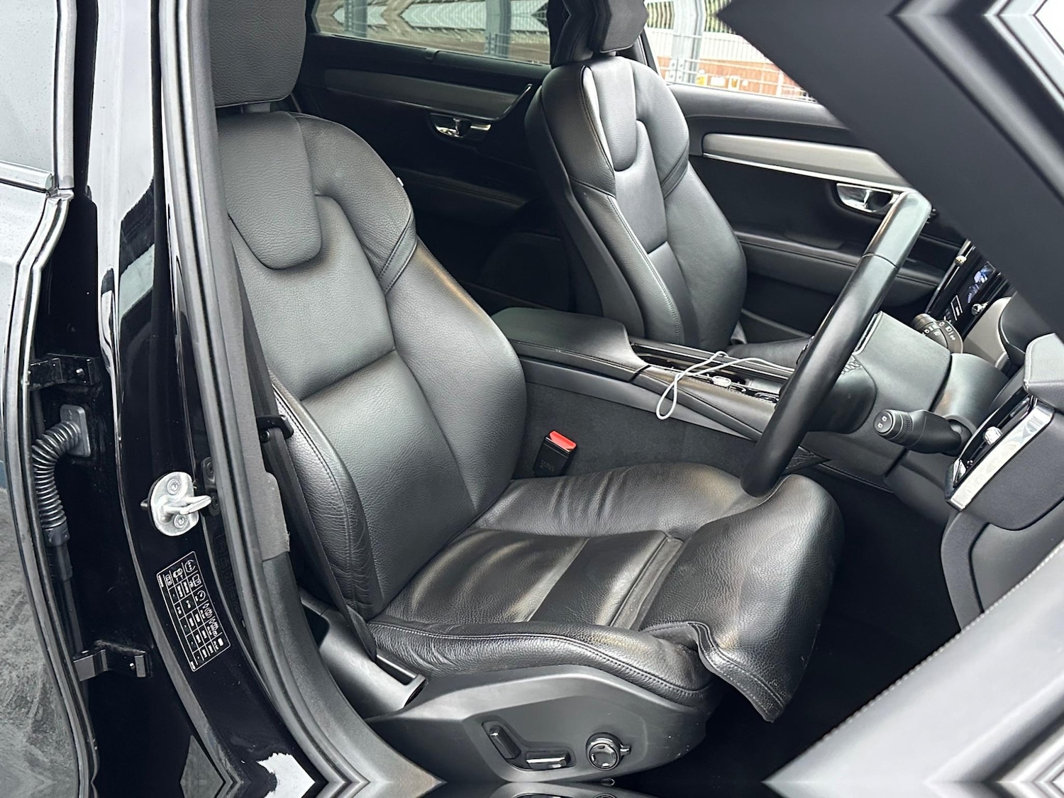 Used Volvo V90 2022 for sale - 77511195: Photo 4