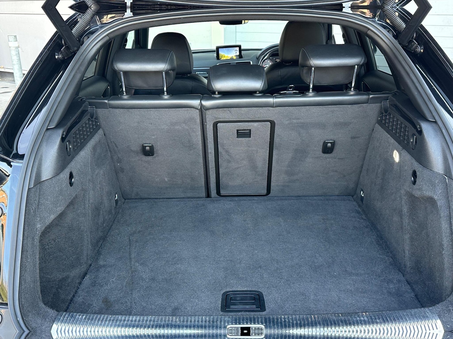 Used Audi RS Q3 2016 for sale - 76935995: Photo 8