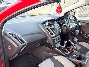 Used Ford Focus 2014 for sale - 76596977: Photo