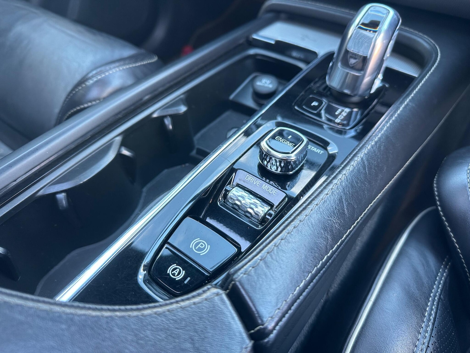 Used Volvo XC90 2016 for sale - 76671554: Photo 41