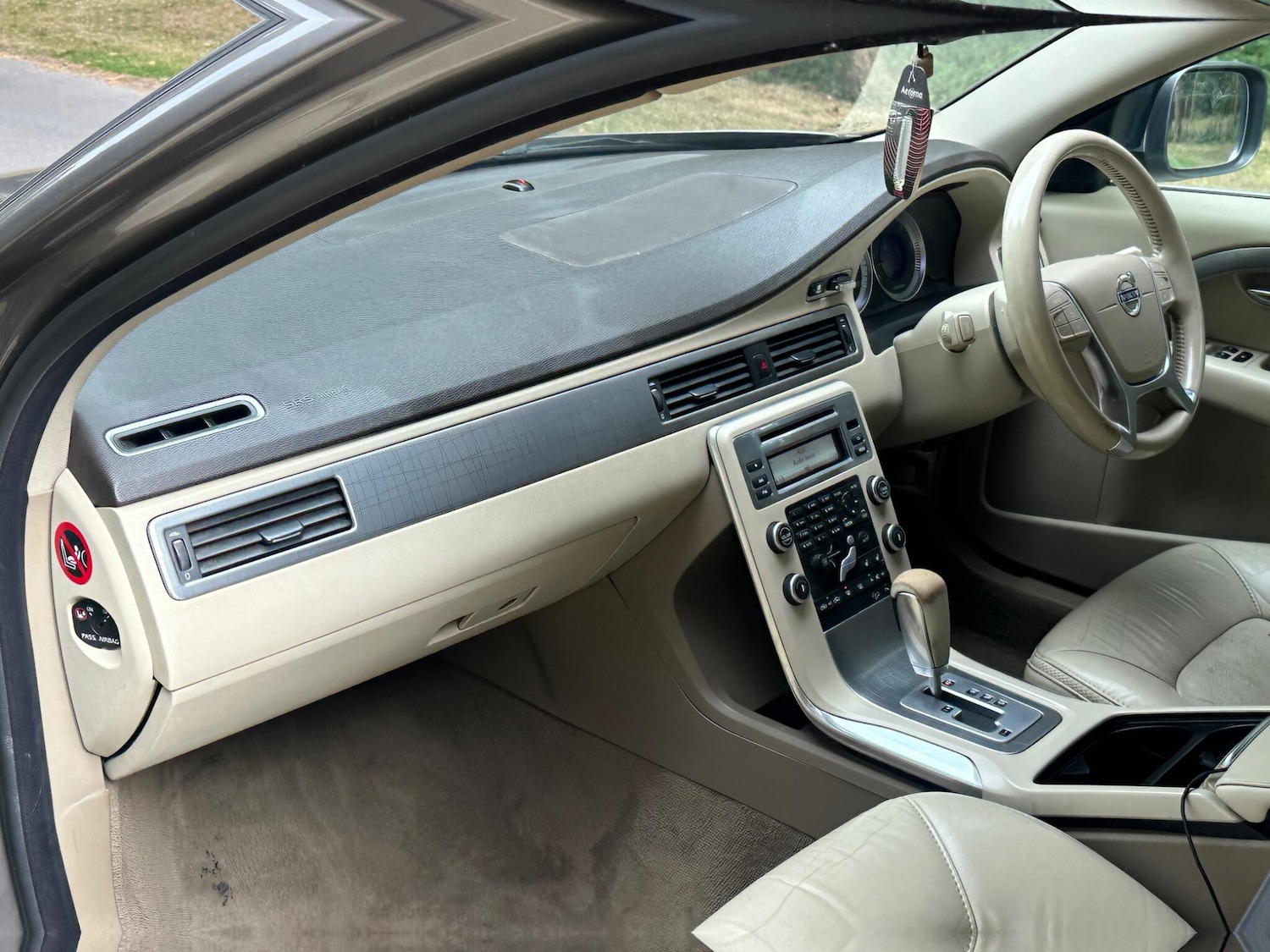 Vehicle 25