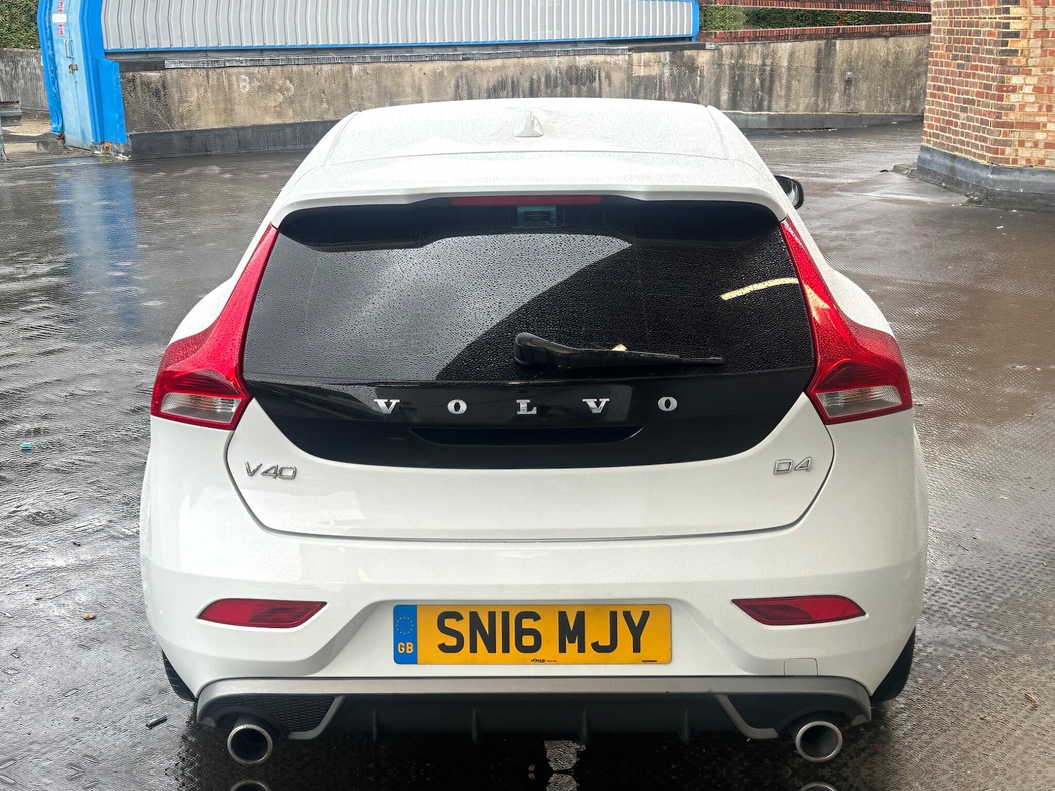 Vehicle 20