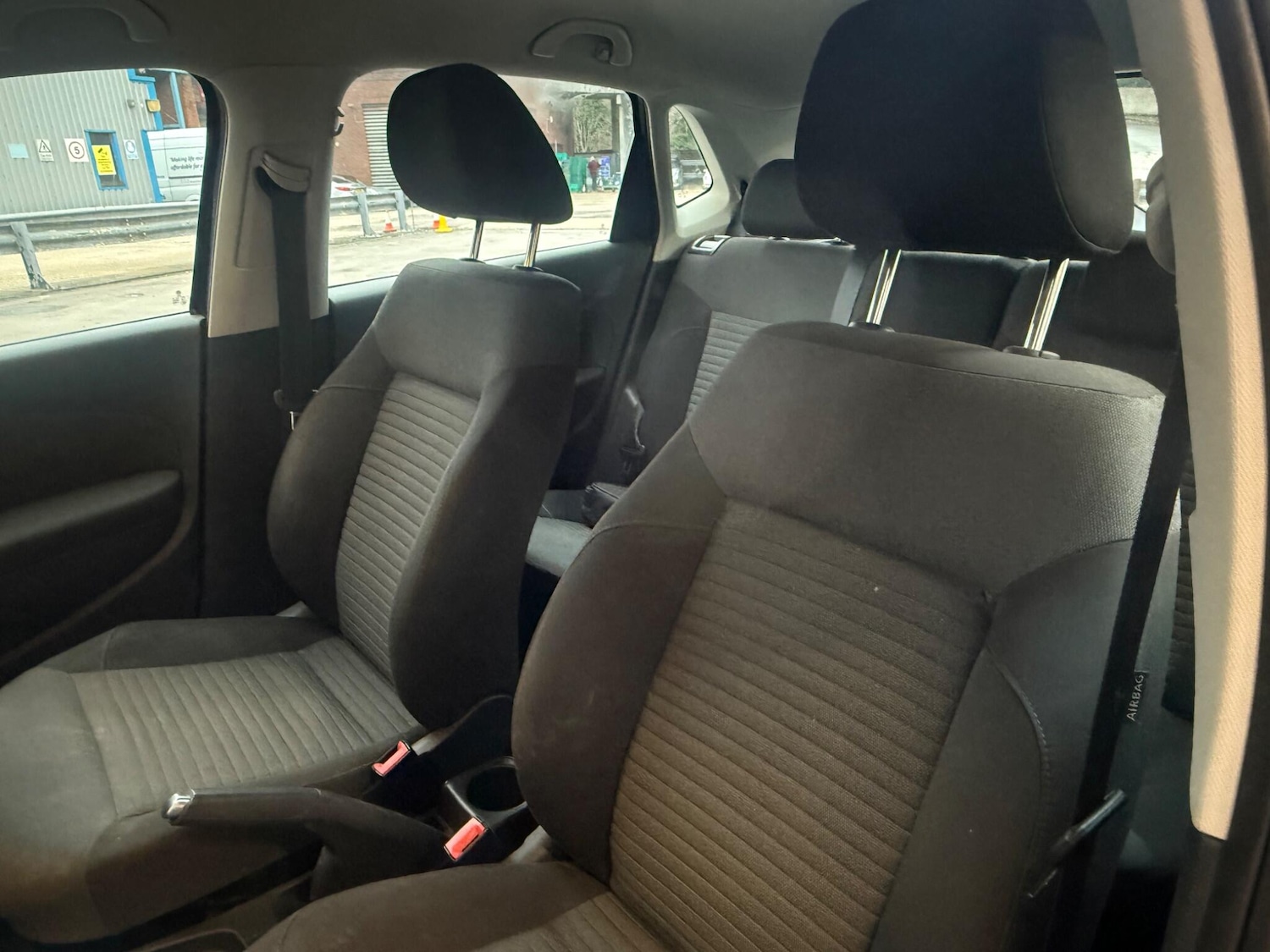 Used Volkswagen Polo 2011 for sale - 77479102: Photo 15