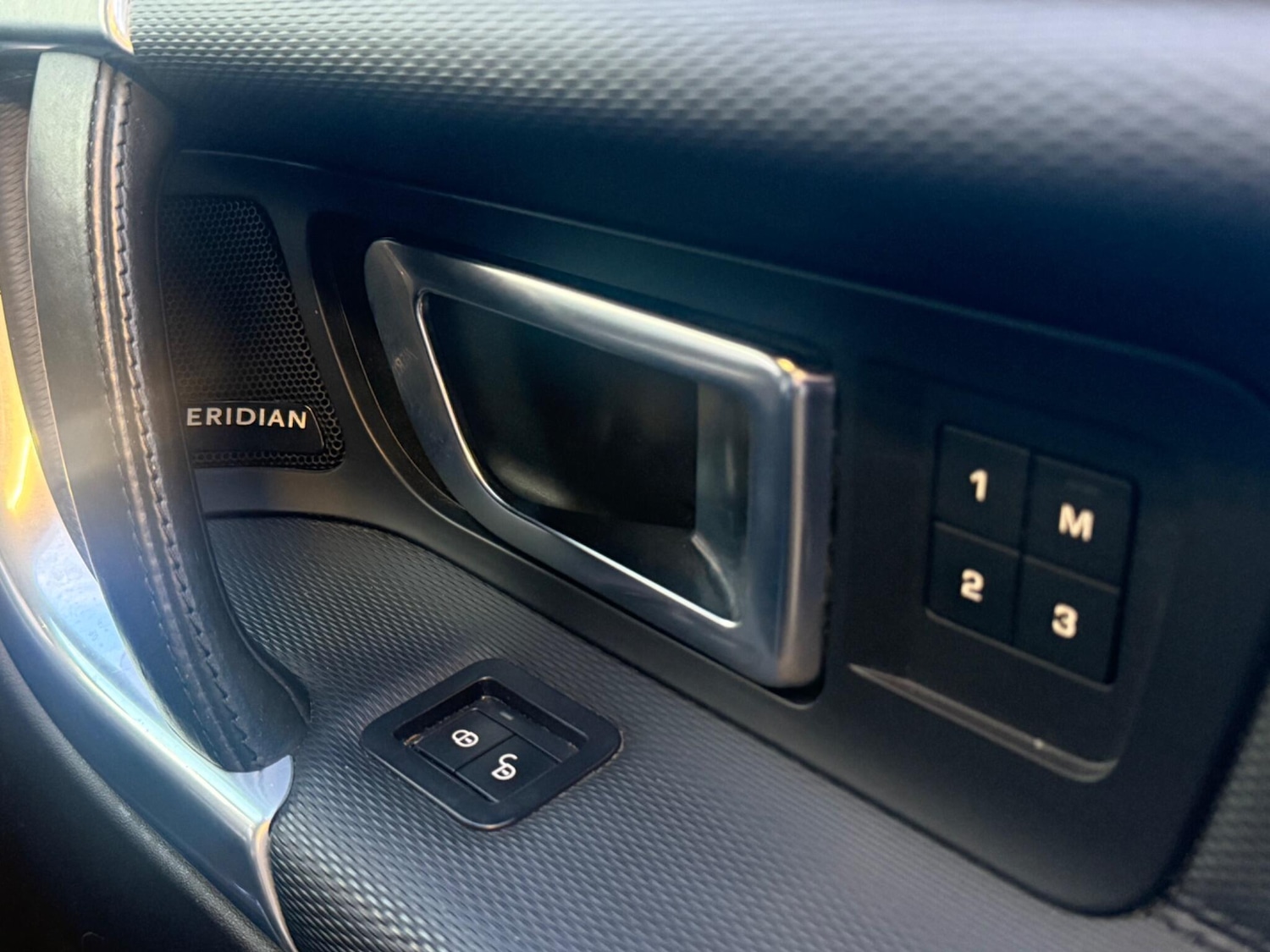 Used Land Rover Discovery Sport 2018 for sale - 77442190: Photo 24