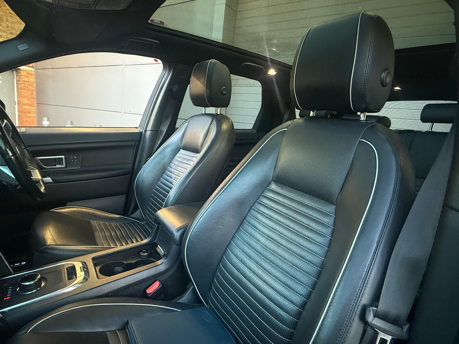 Used Land Rover Discovery Sport 2018 for sale - 77442190: Photo 25