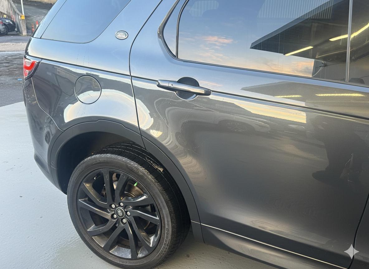 Used Land Rover Discovery Sport 2018 for sale - 77442190: Photo 4