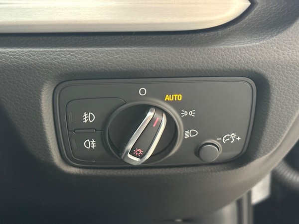 Used Audi A3 2014 for sale - 76283149: Photo 9