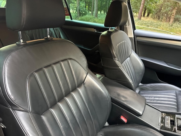 Used Skoda Superb 2016 for sale - 76200183: Photo 18