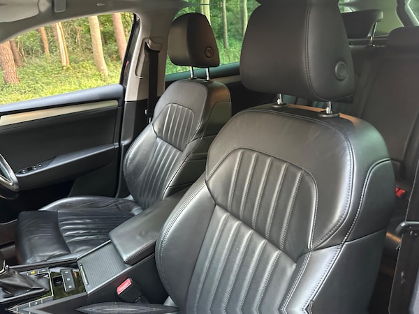 Used Skoda Superb 2016 for sale - 76200183: Photo 2