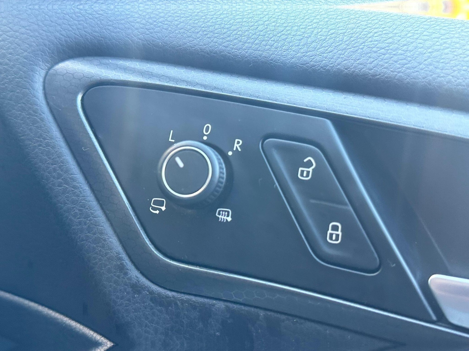 Used Volkswagen Golf 2017 for sale - 77040586: Photo 31