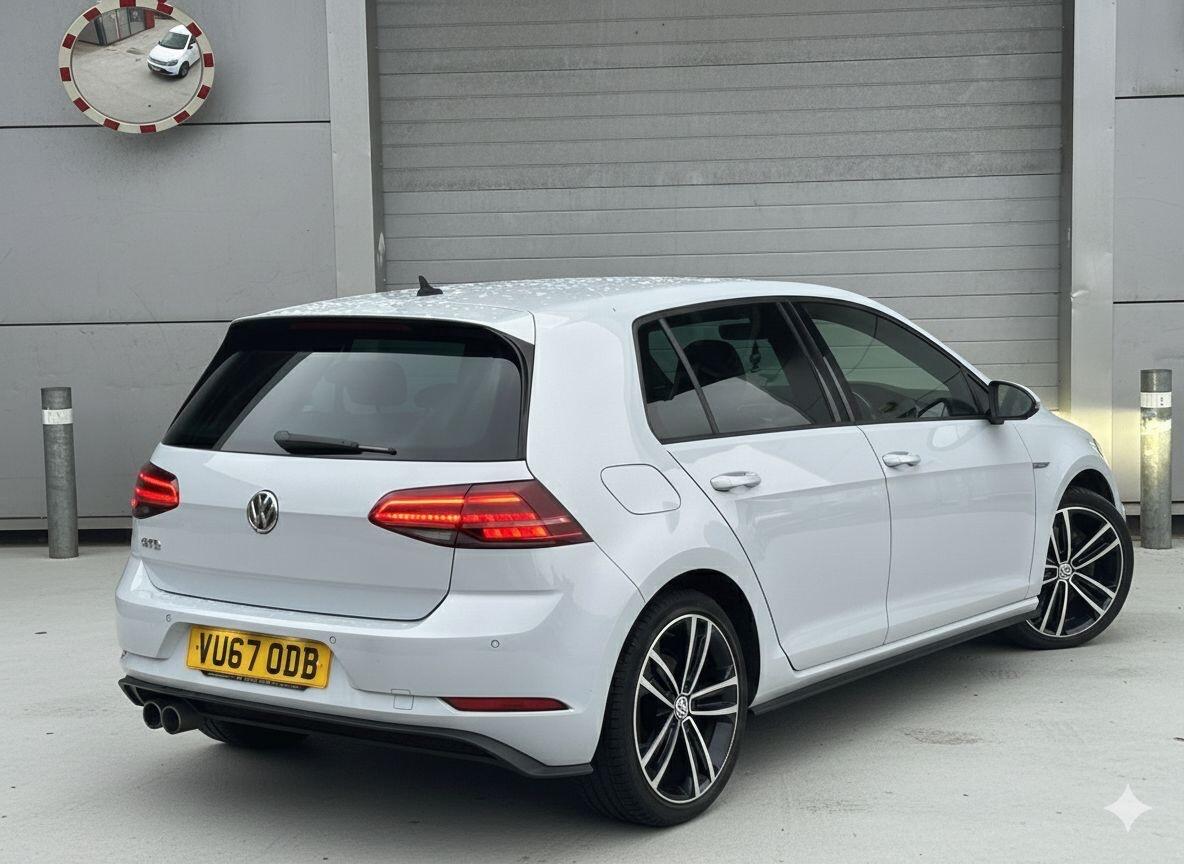 Used Volkswagen Golf 2017 for sale - 77040586: Photo 8