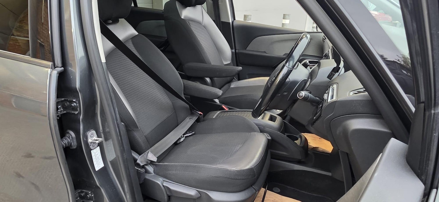Used Citroen C4 Grand Picasso 2017 for sale - 76283324: Photo 47