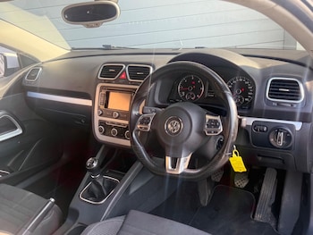 Used Volkswagen Scirocco 2014 for sale - 79316380: Photo