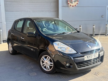 Used Renault Clio 2011 for sale - 78902150: Photo