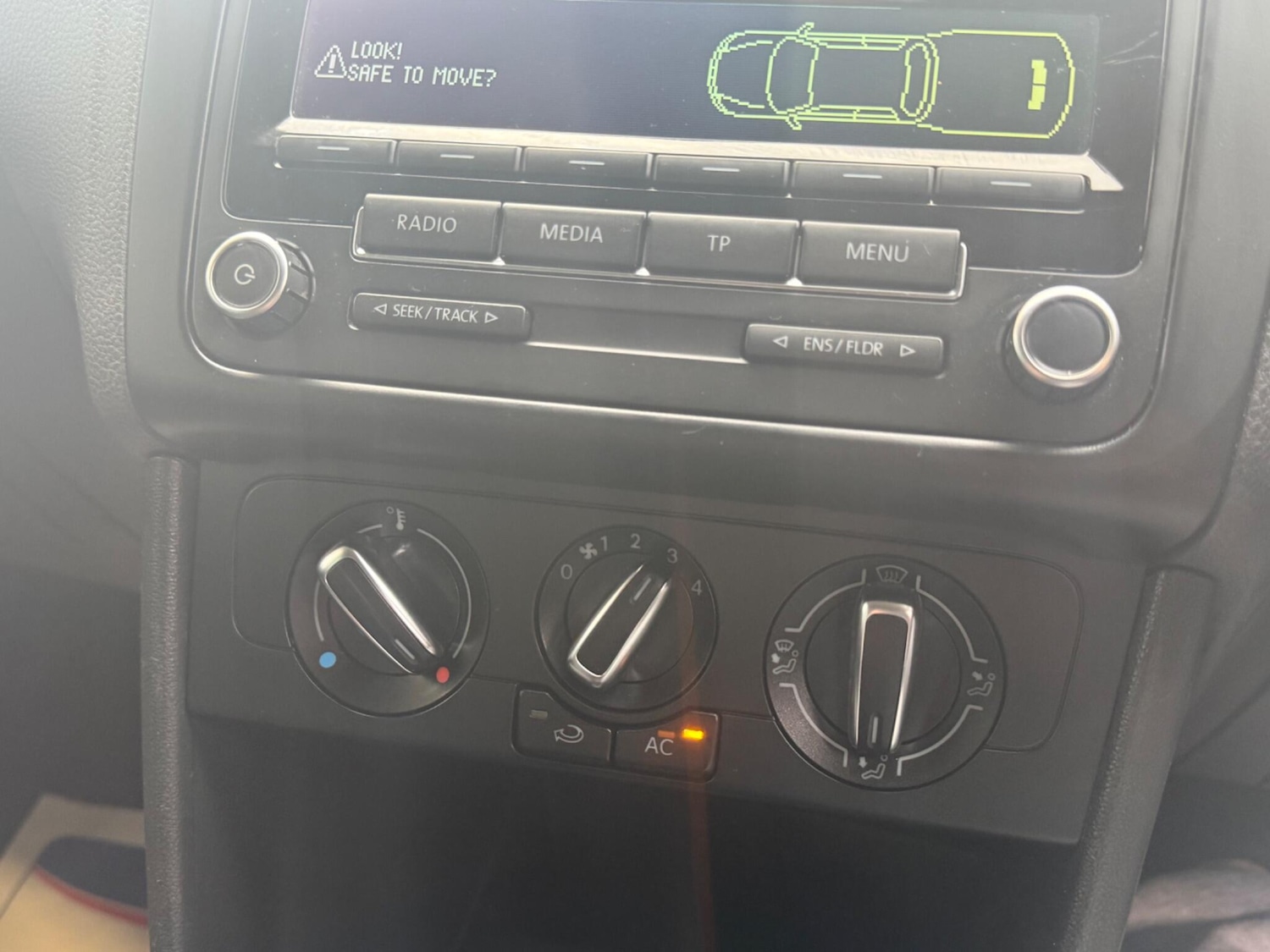 Used Volkswagen Polo 2013 for sale - 78141378: Photo 23