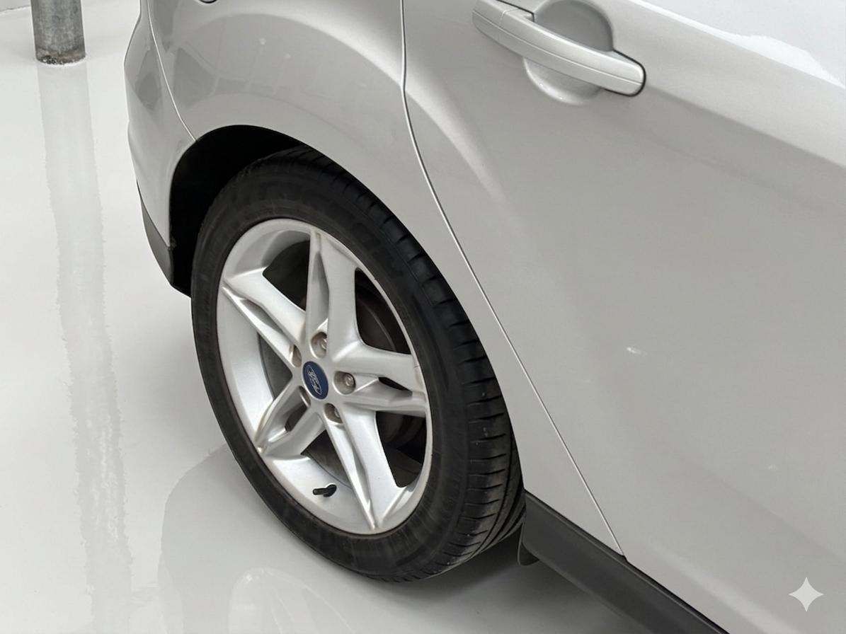 Used Ford Focus 2015 for sale - 78058807: Photo 14