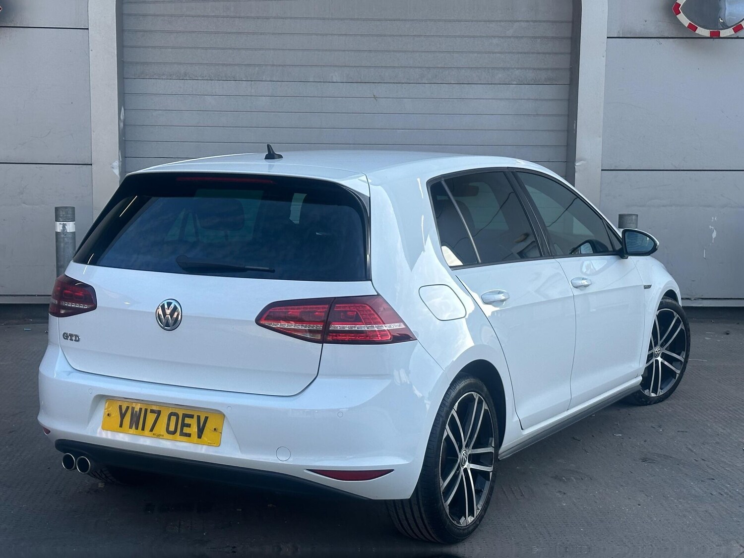 Used Volkswagen Golf 2017 for sale - 76247106: Photo 19