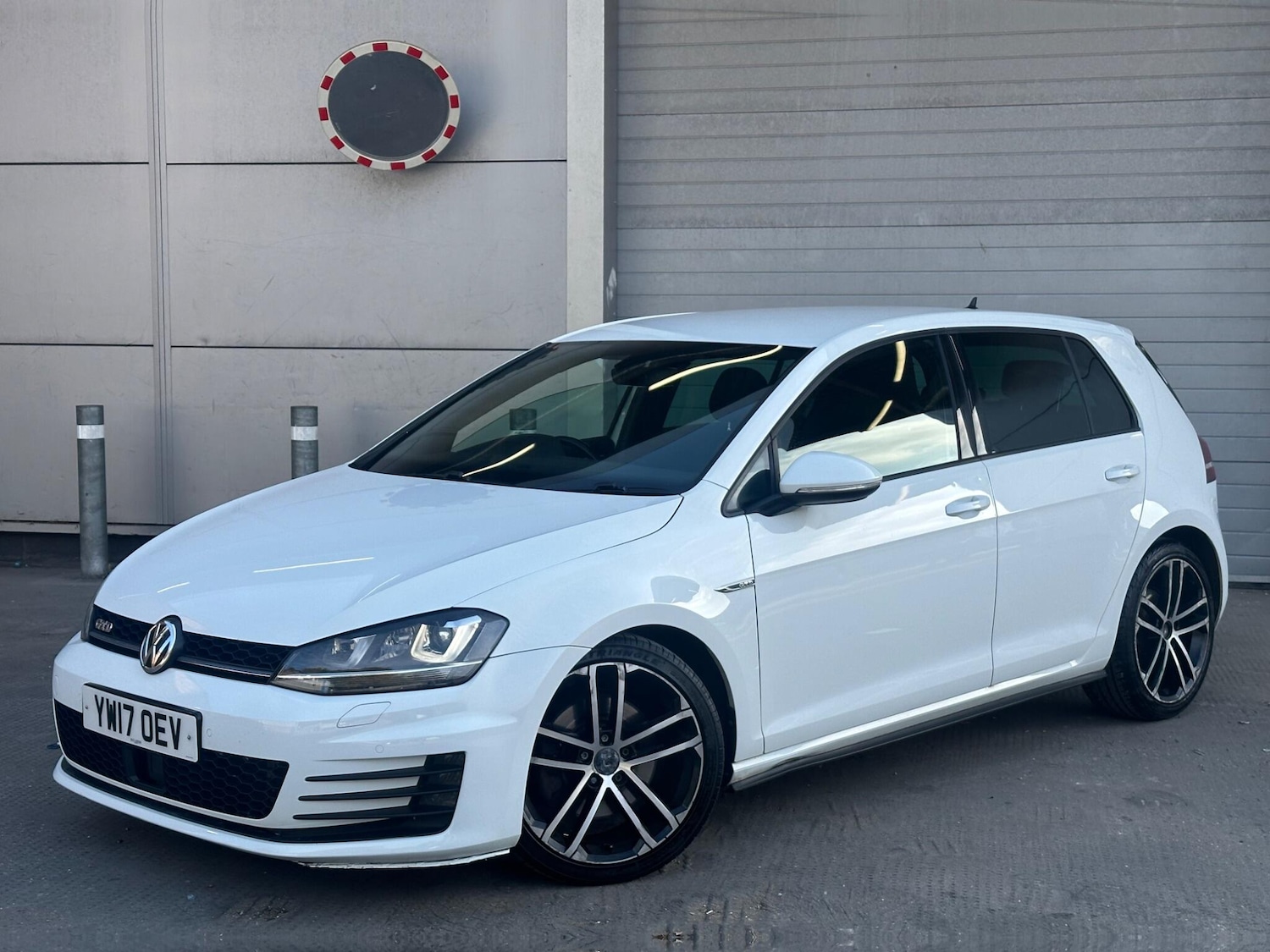 Used Volkswagen Golf 2017 for sale - 76247106: Photo 26