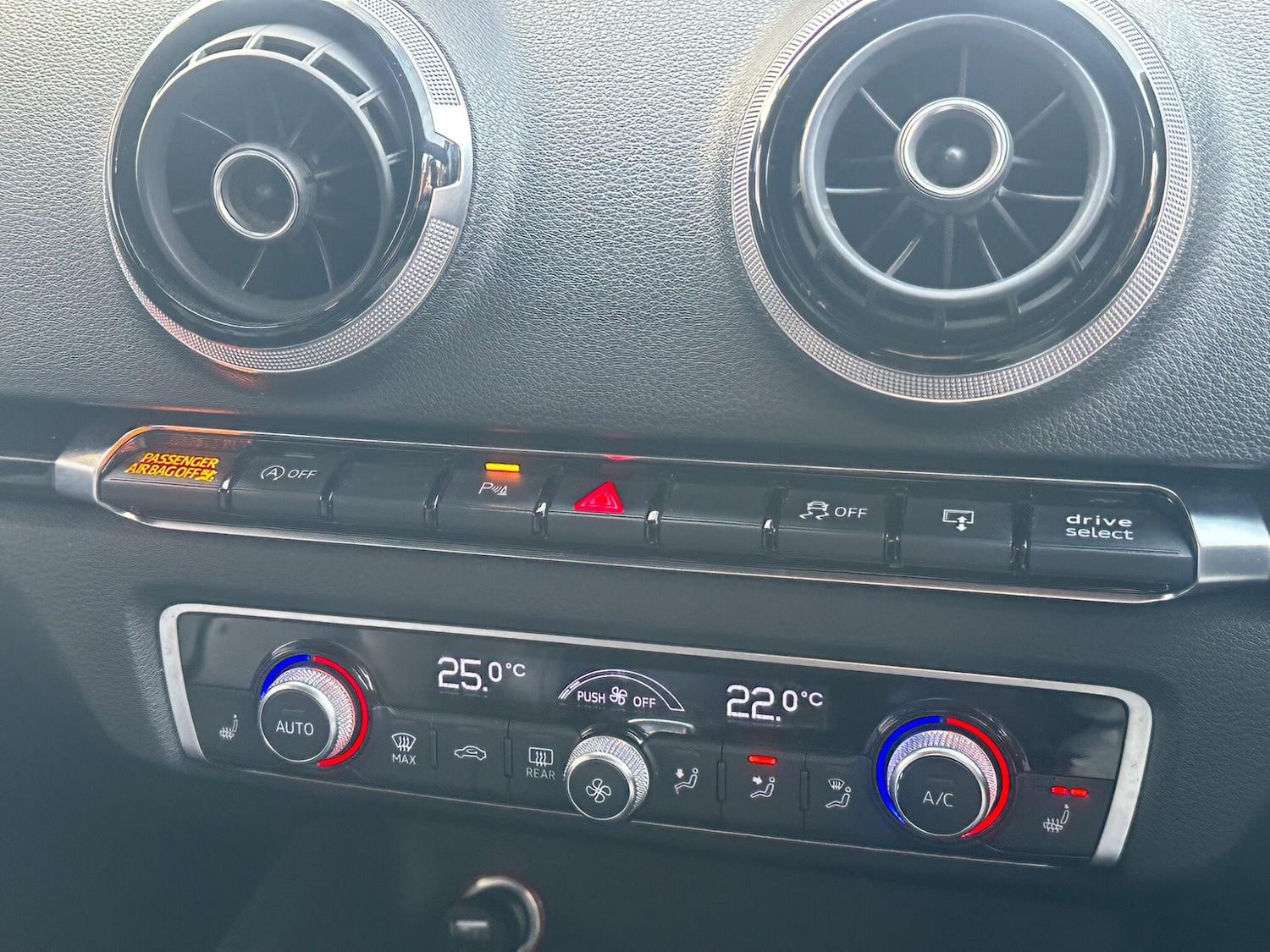 Used Audi A3 2015 for sale - 76472140: Photo 34