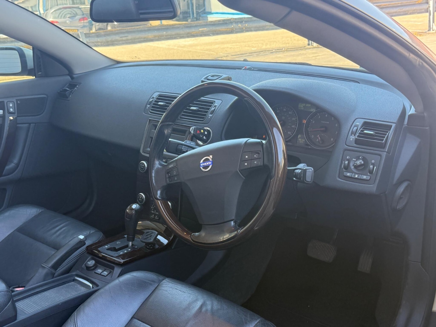 Used Volvo C70 2007 for sale - 78156803: Photo 3