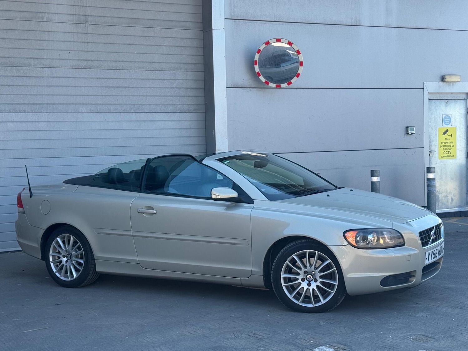 Used Volvo C70 2007 for sale - 78156803: Photo 8
