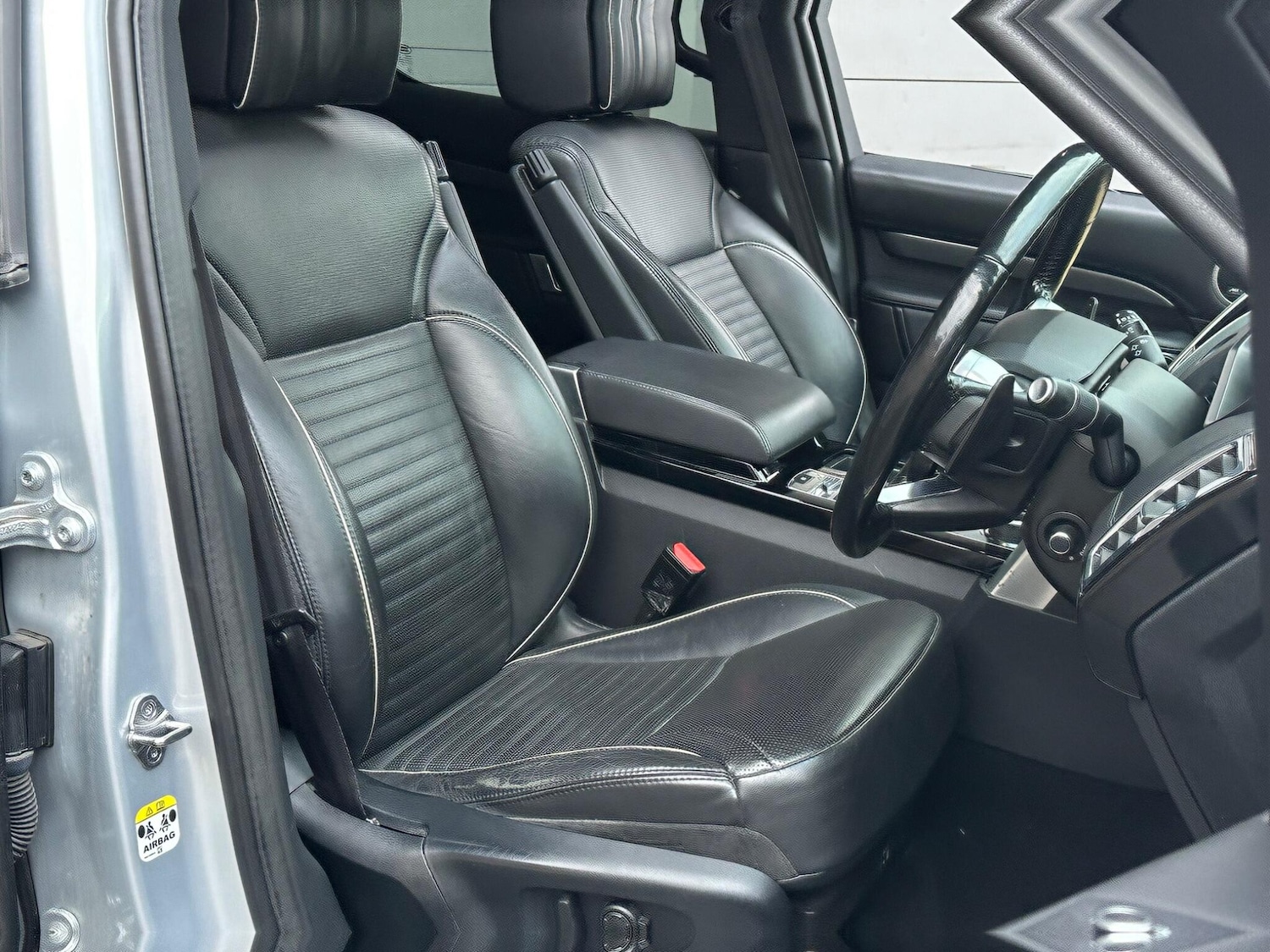 Used Land Rover Discovery 2018 for sale - 76743017: Photo 19